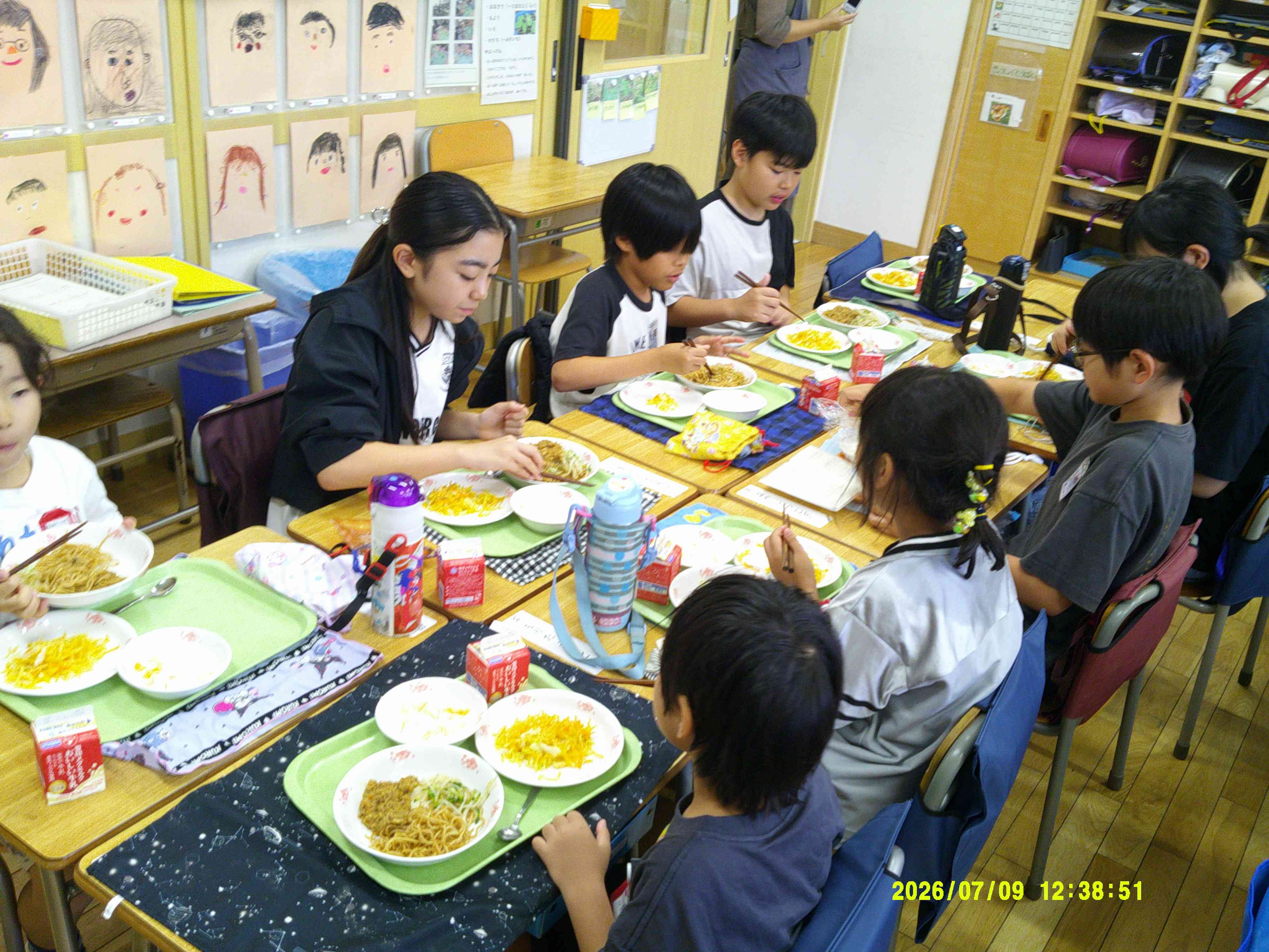 給食